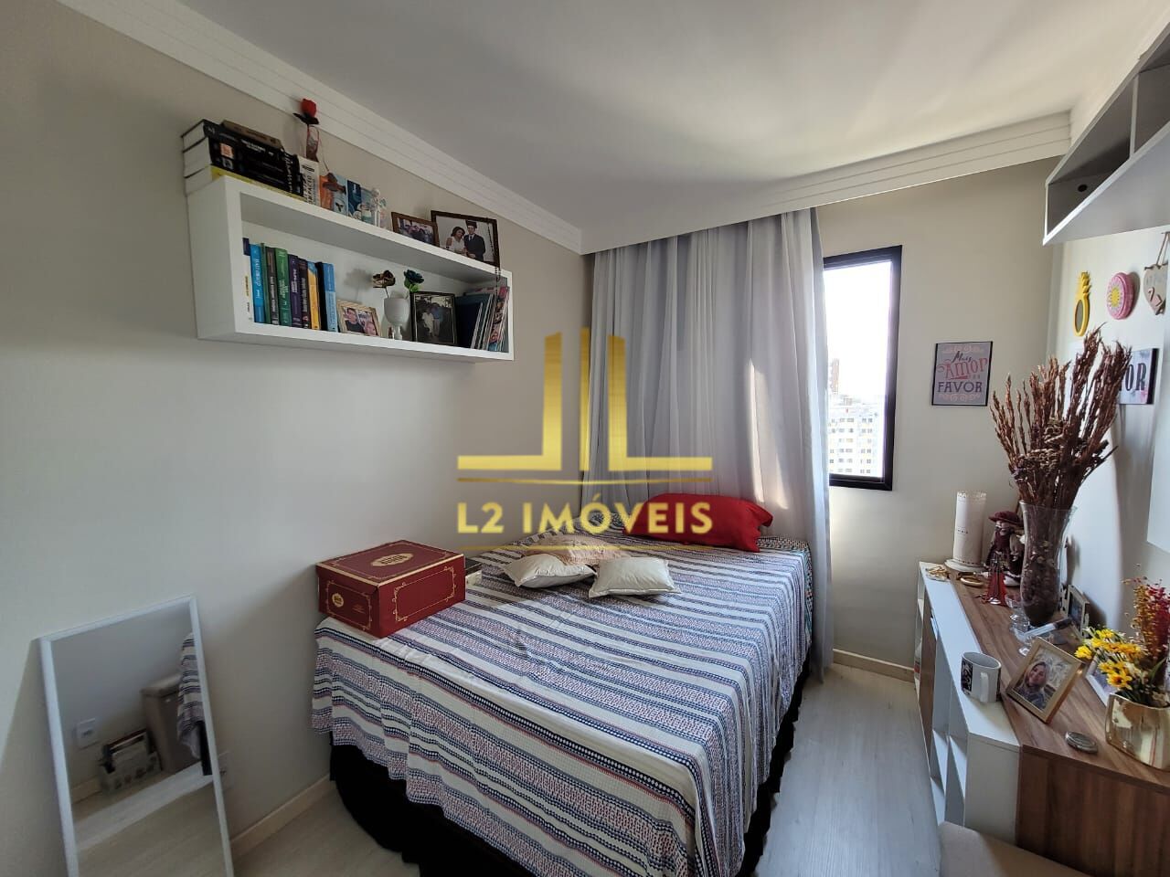 Apartamento à venda com 2 quartos, 60m² - Foto 10