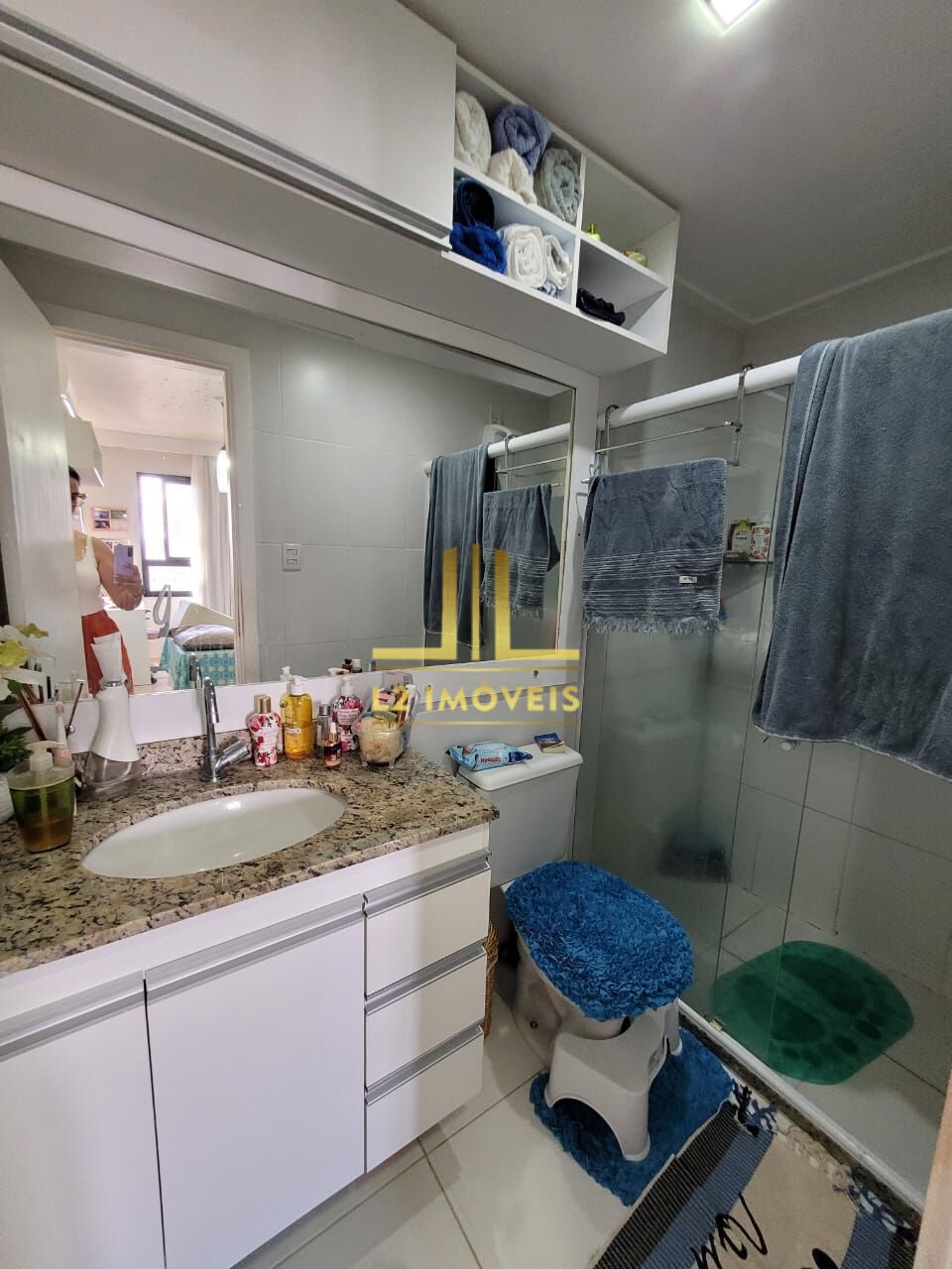 Apartamento à venda com 2 quartos, 60m² - Foto 17