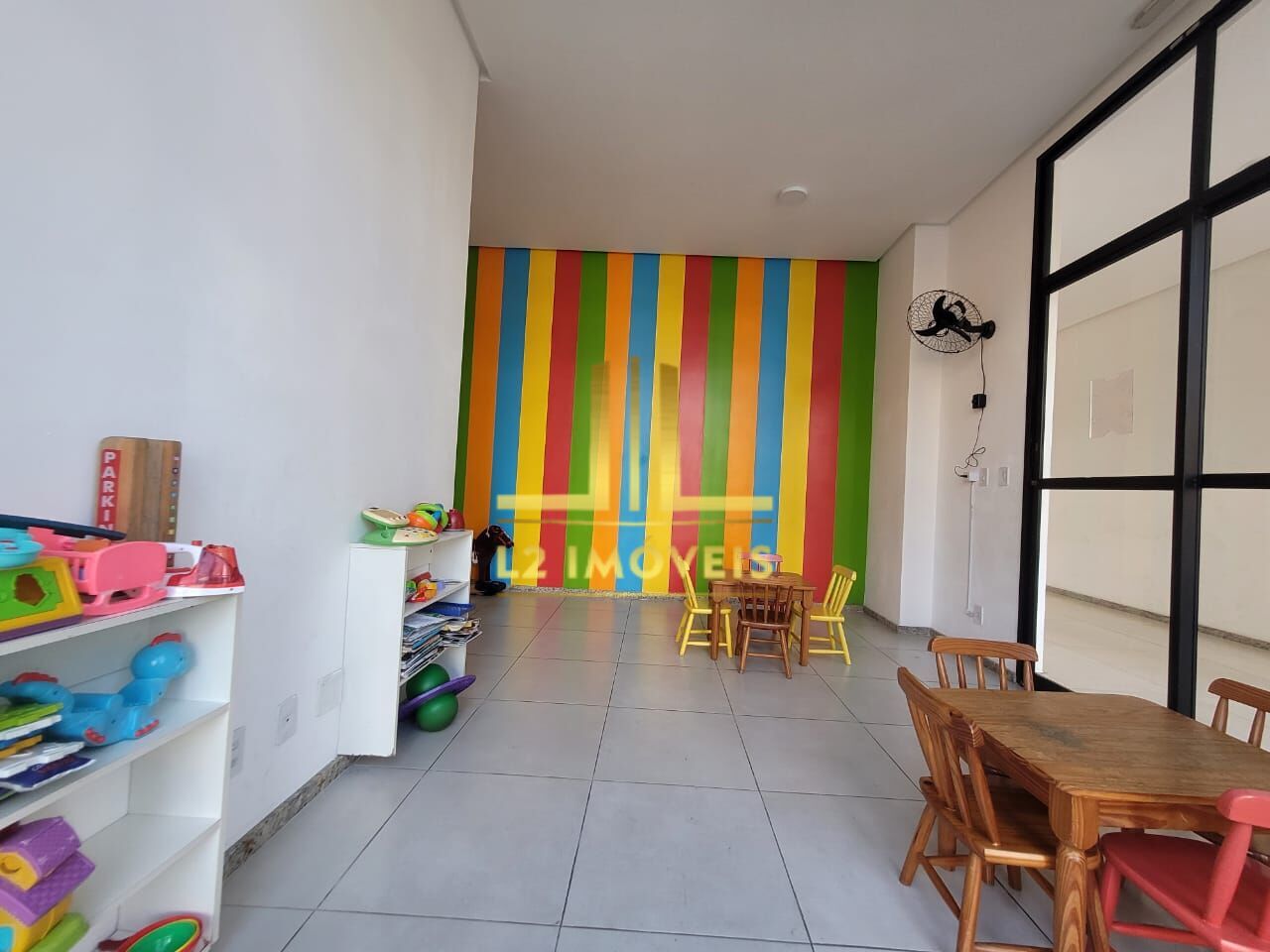 Apartamento à venda com 2 quartos, 60m² - Foto 22