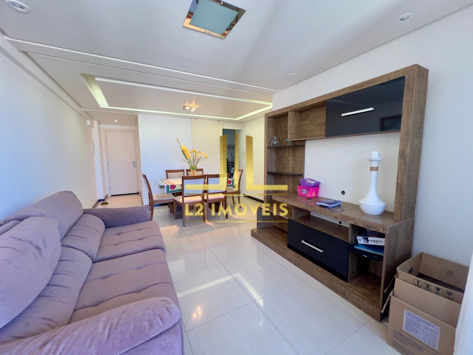 Apartamento à venda com 2 quartos, 69m² - Foto 3