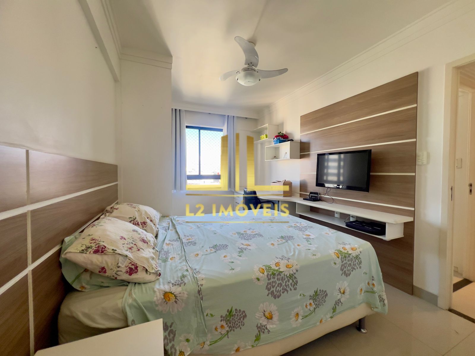 Apartamento à venda com 2 quartos, 69m² - Foto 5