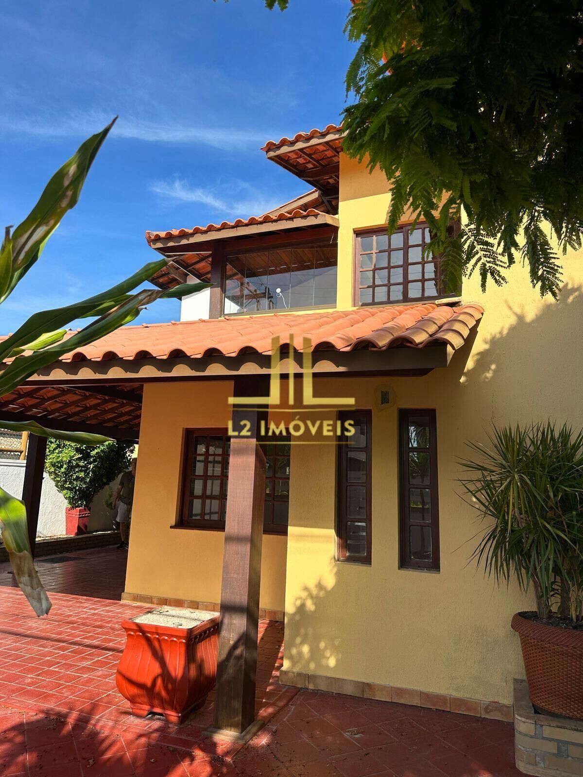 Casa à venda com 5 quartos, 207m² - Foto 3