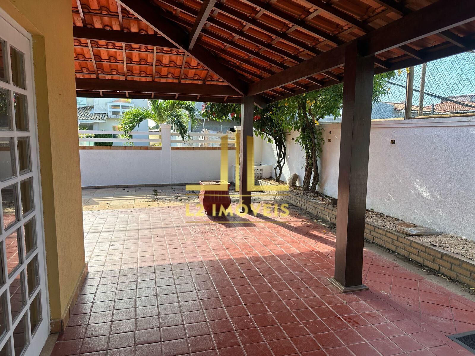 Casa à venda com 5 quartos, 207m² - Foto 10