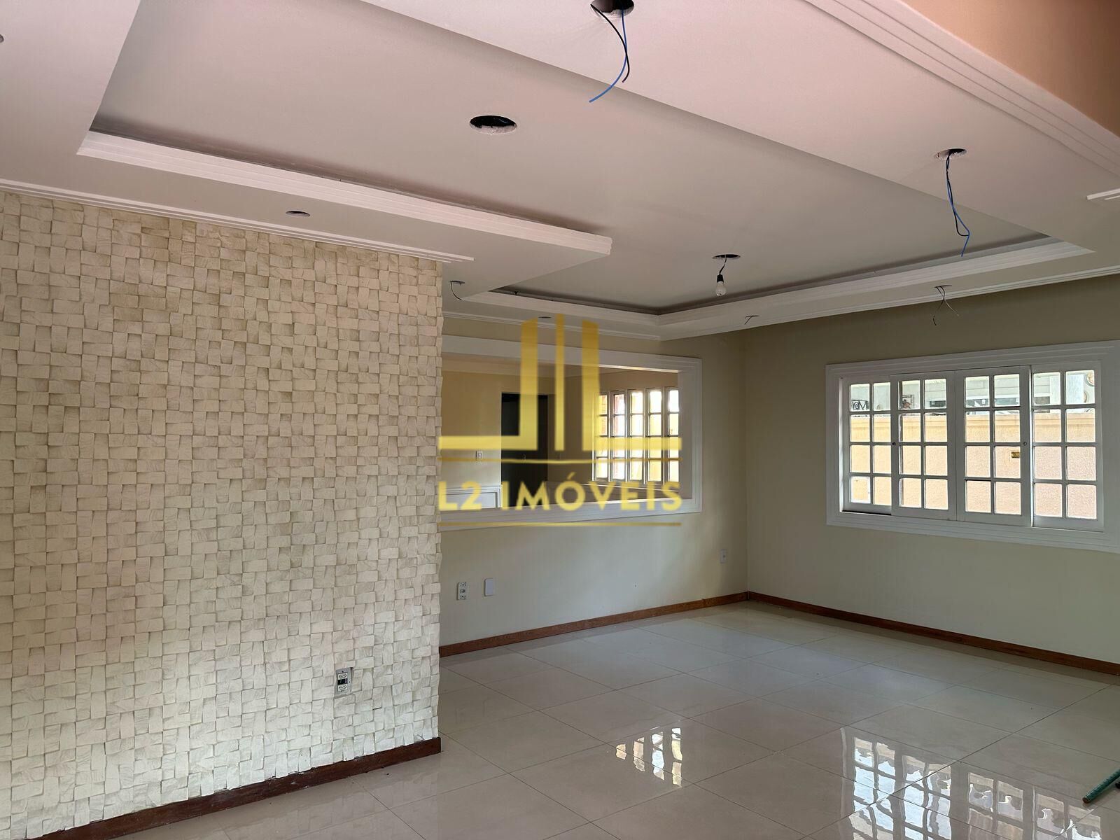 Casa à venda com 5 quartos, 207m² - Foto 23