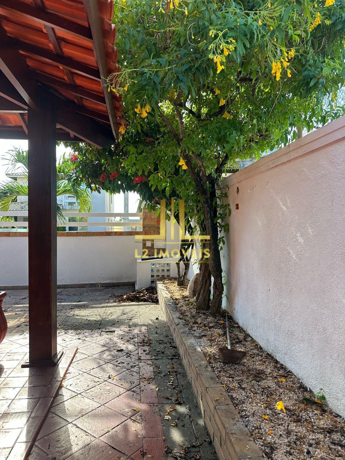 Casa à venda com 5 quartos, 207m² - Foto 13