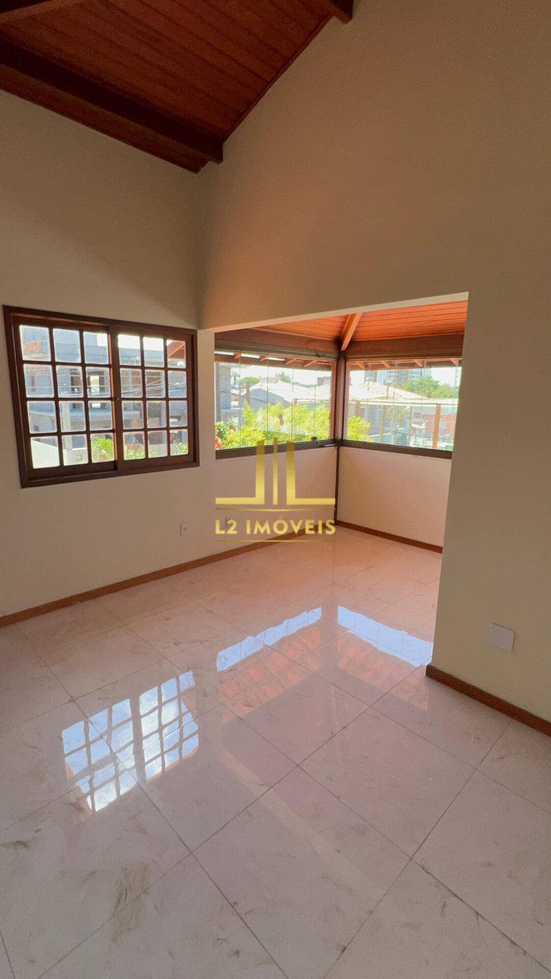 Casa à venda com 5 quartos, 207m² - Foto 21
