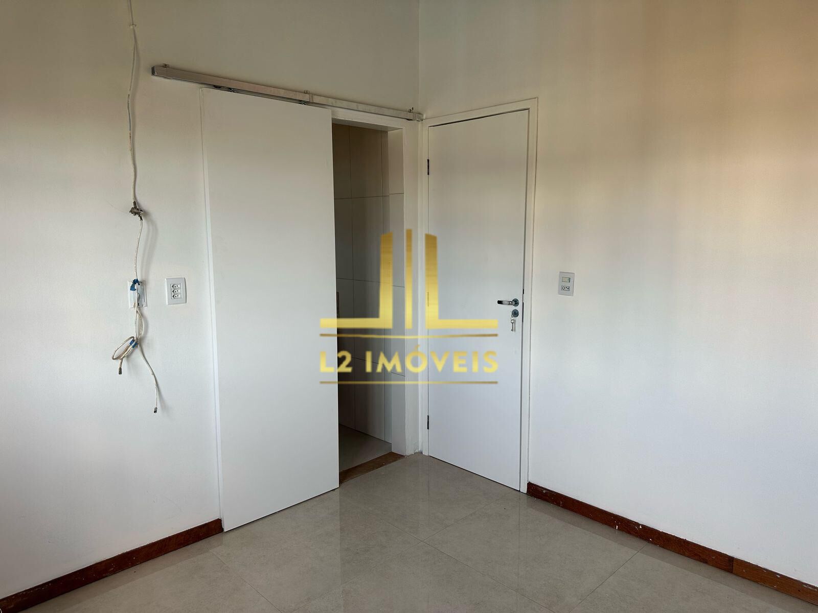 Casa à venda com 5 quartos, 207m² - Foto 40