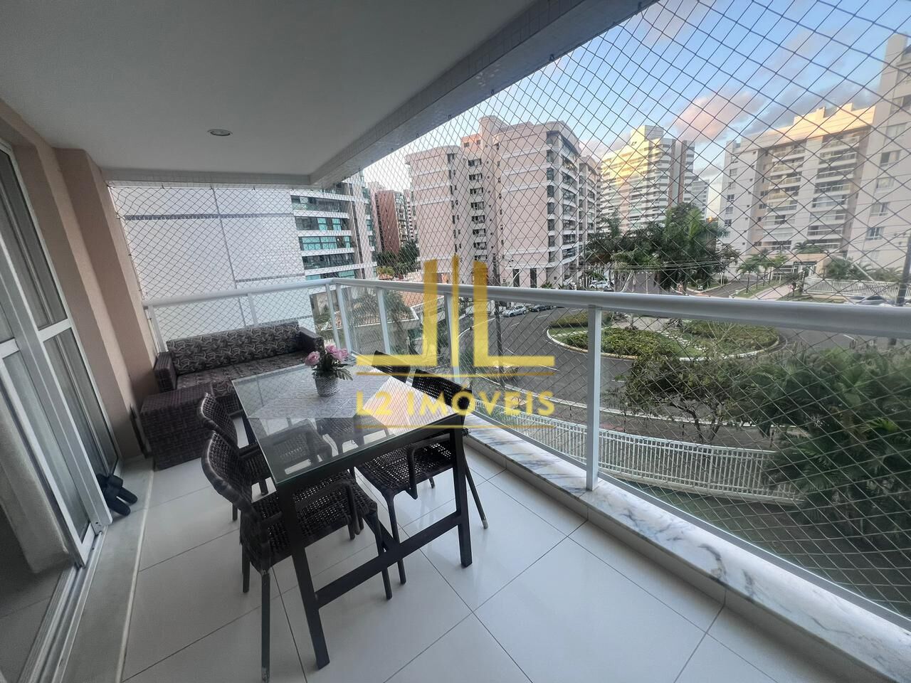 Apartamento à venda com 4 quartos, 131m² - Foto 4