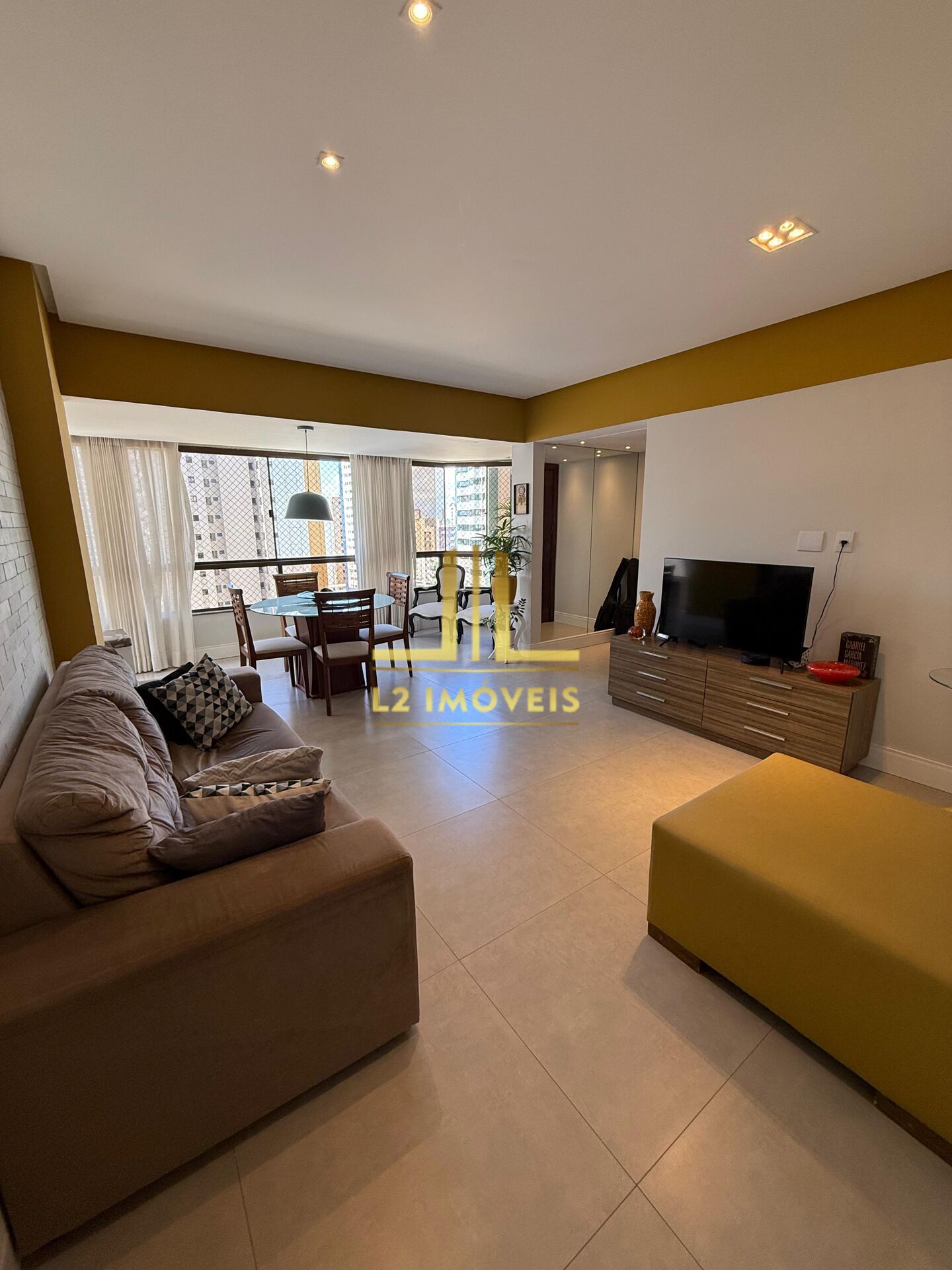 Apartamento, 3 quartos, 100 m² - Foto 1