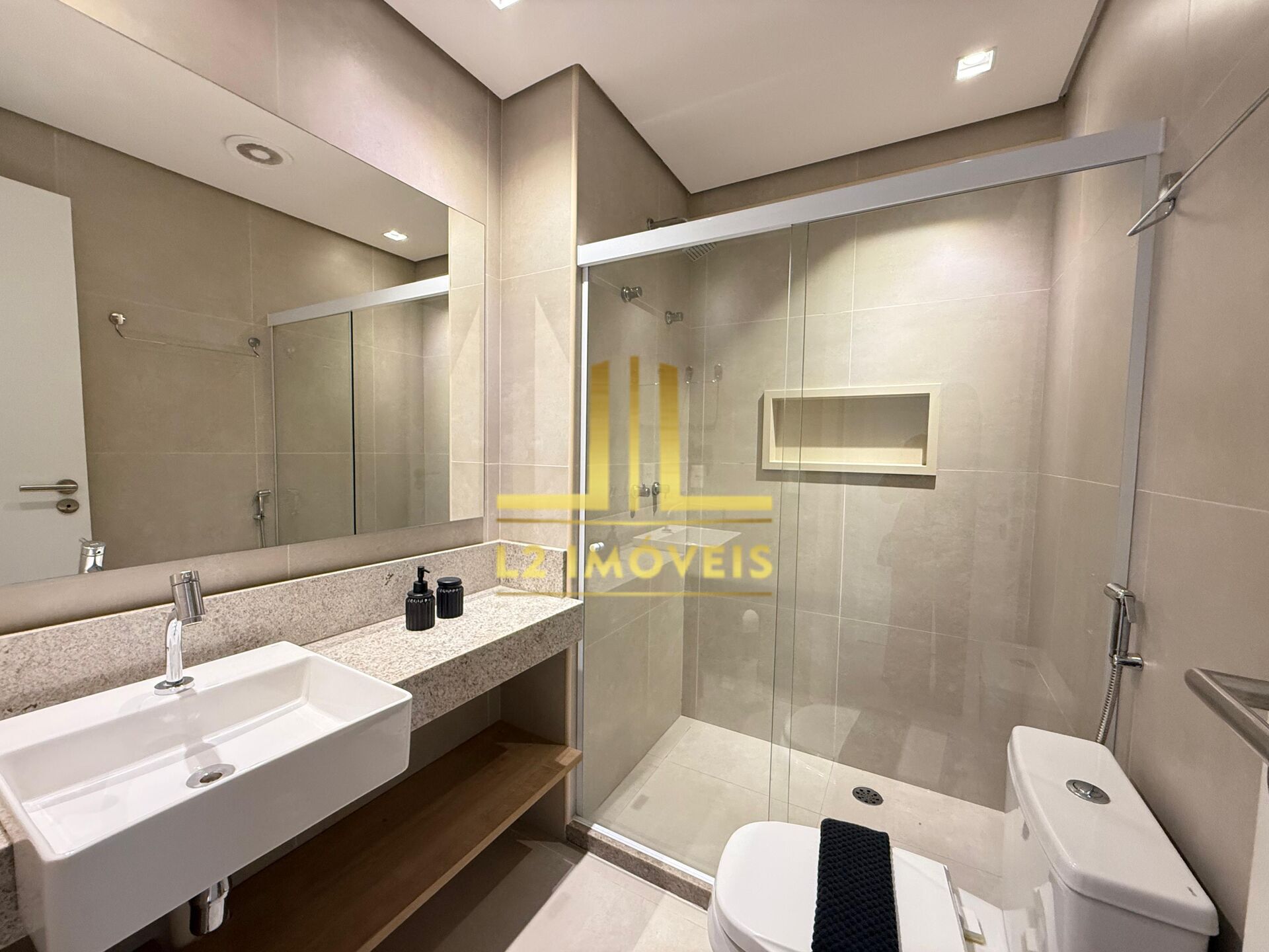 Apartamento à venda com 2 quartos, 60m² - Foto 11