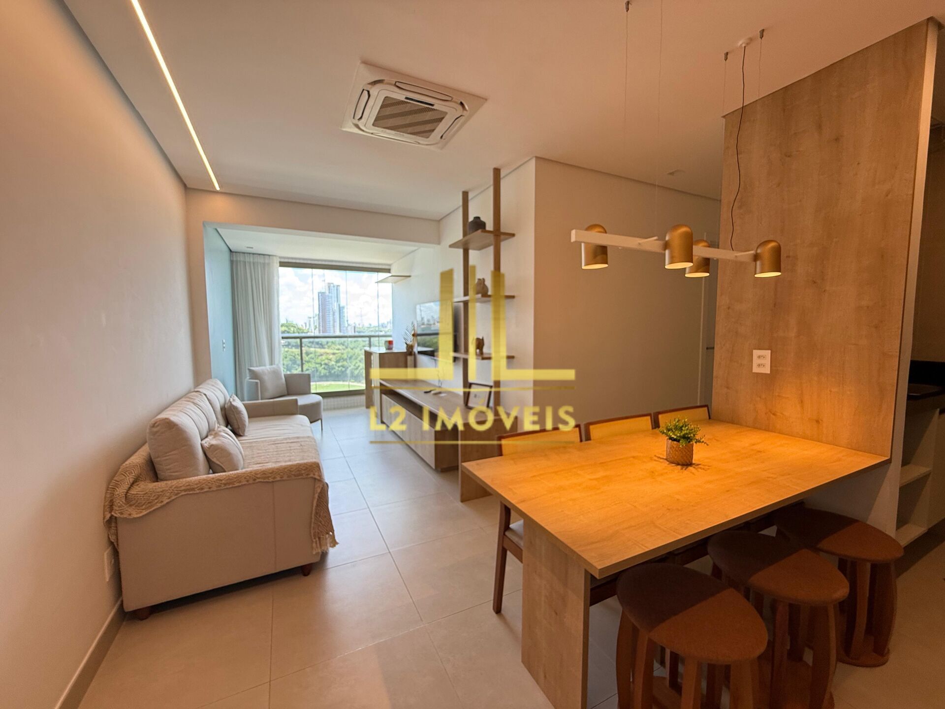 Apartamento à venda com 2 quartos, 60m² - Foto 1