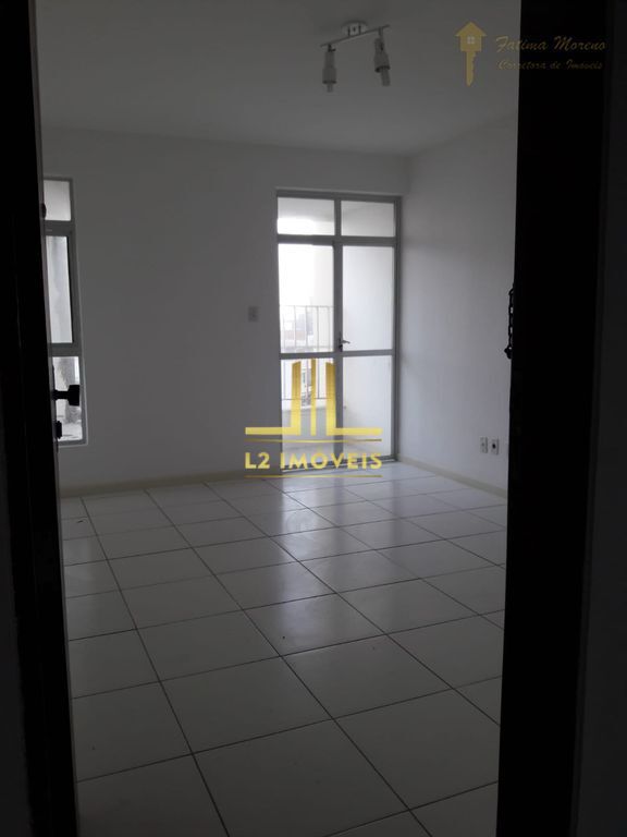 Apartamento à venda com 2 quartos, 90m² - Foto 3