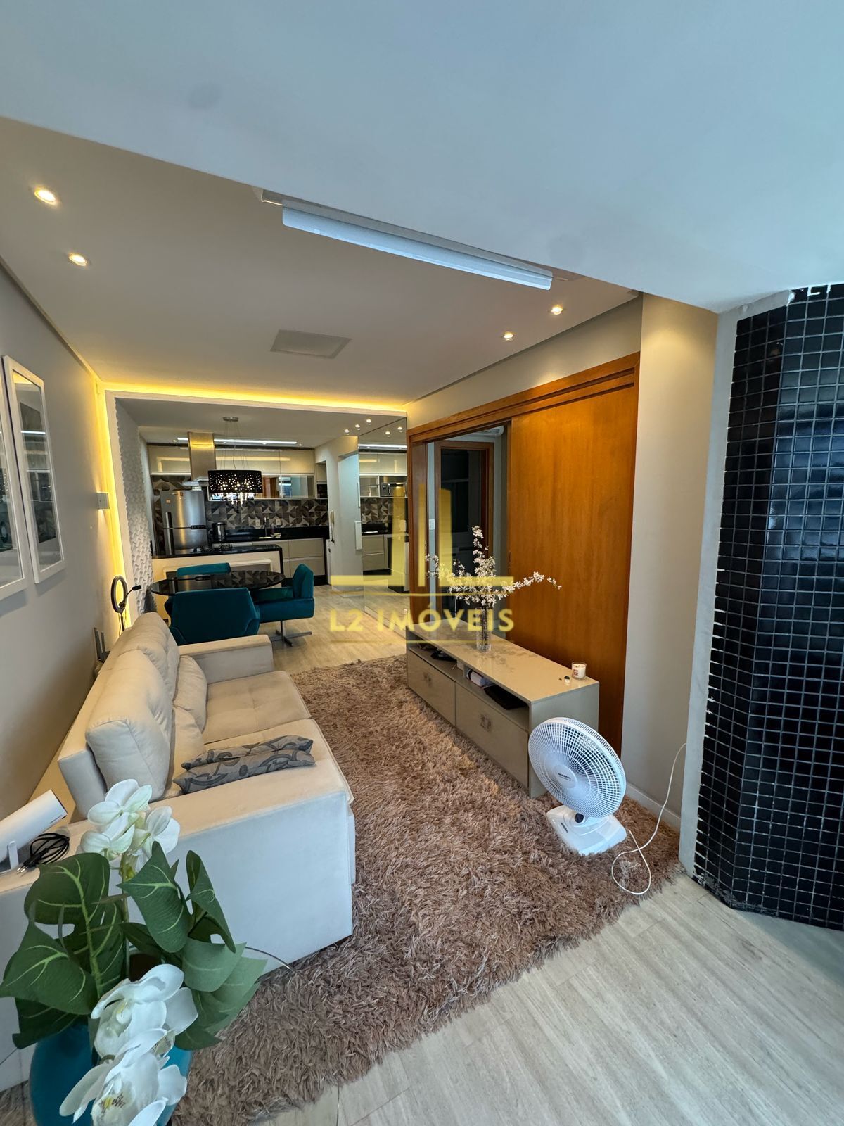 Apartamento - Caminho das árvores