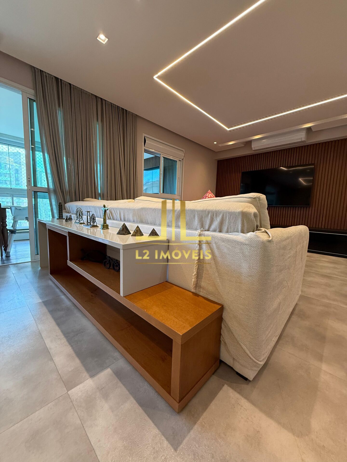Apartamento à venda com 3 quartos, 143m² - Foto 5
