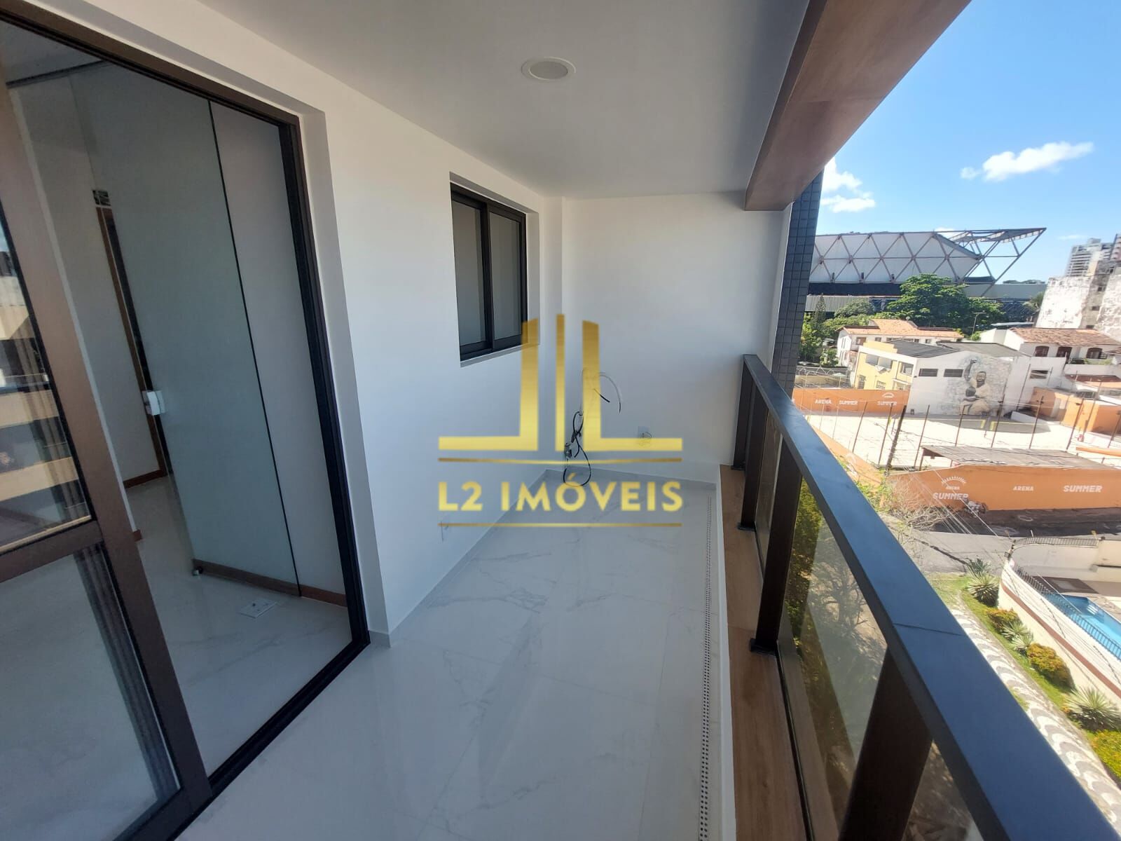 Apartamento à venda com 1 quarto, 27m² - Foto 2