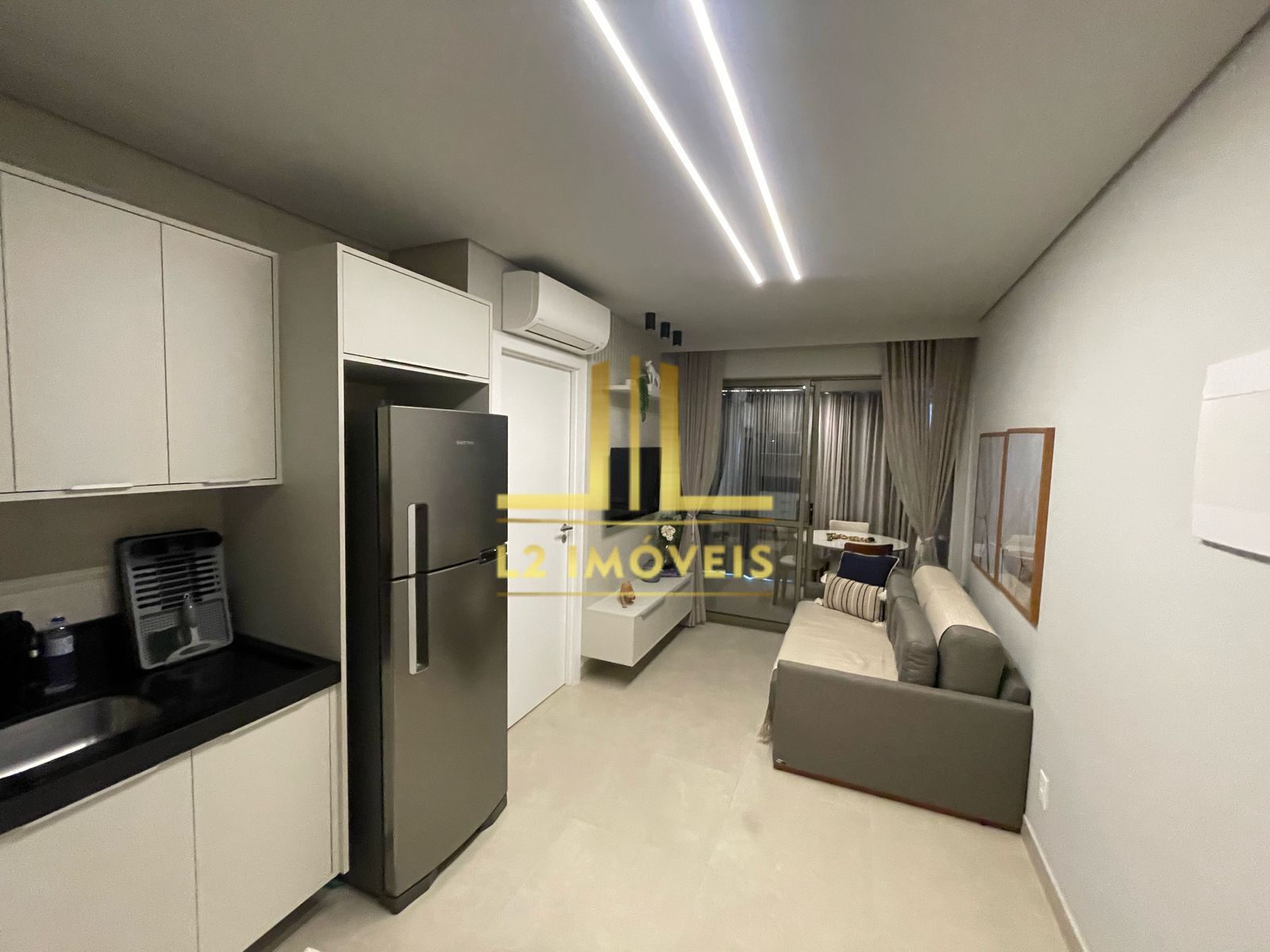 Apartamento para alugar com 1 quarto, 44m² - Foto 11