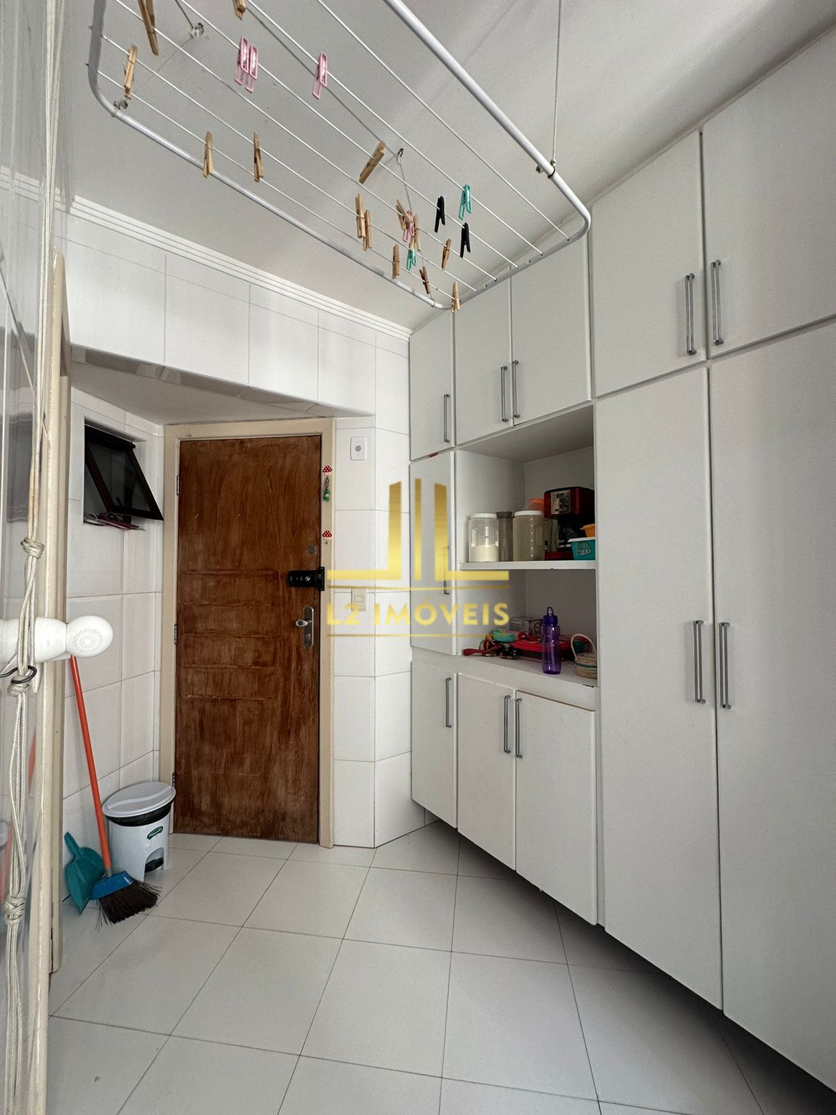 Apartamento à venda com 4 quartos, 192m² - Foto 17