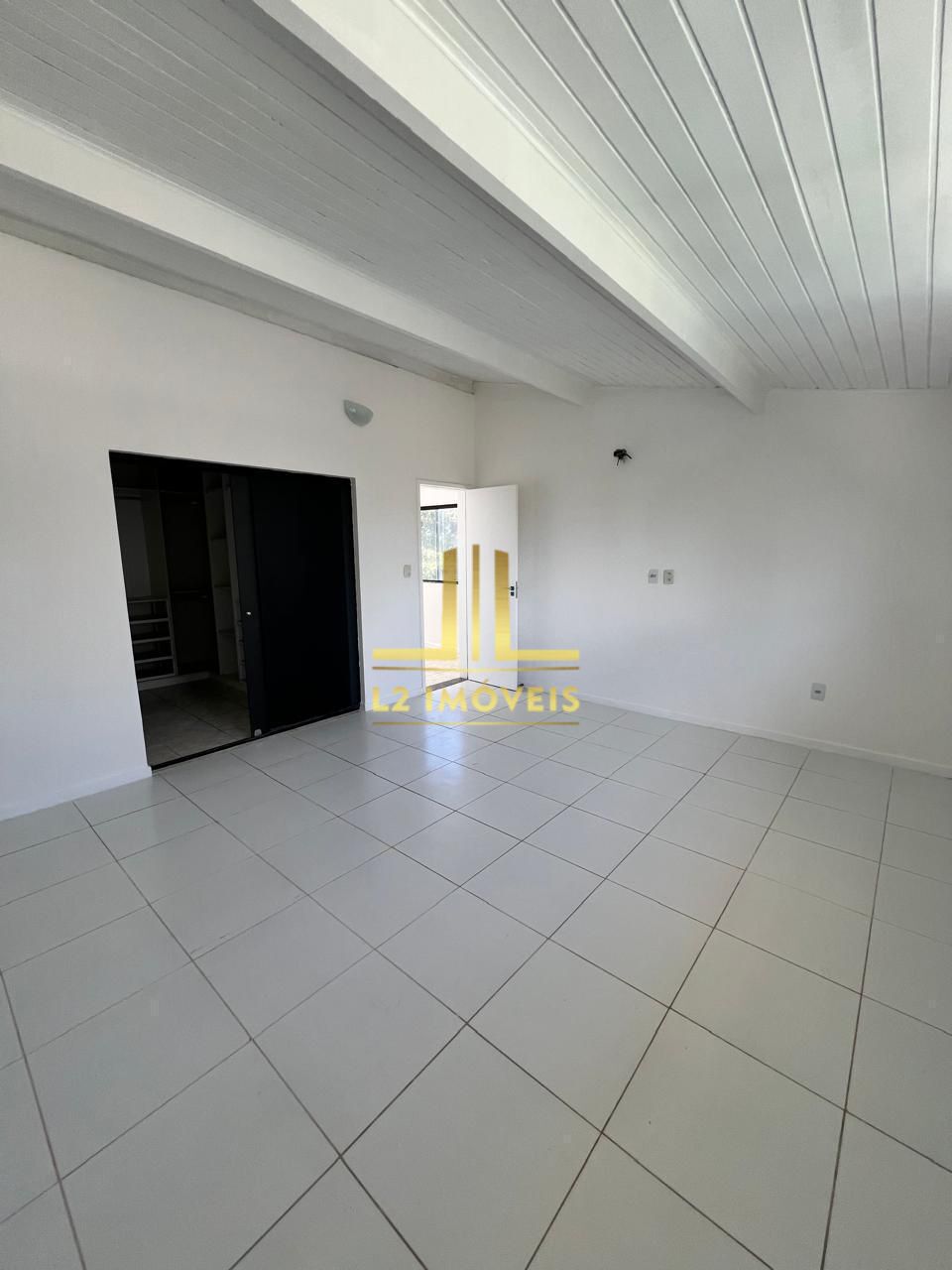 Casa à venda com 3 quartos, 185m² - Foto 9