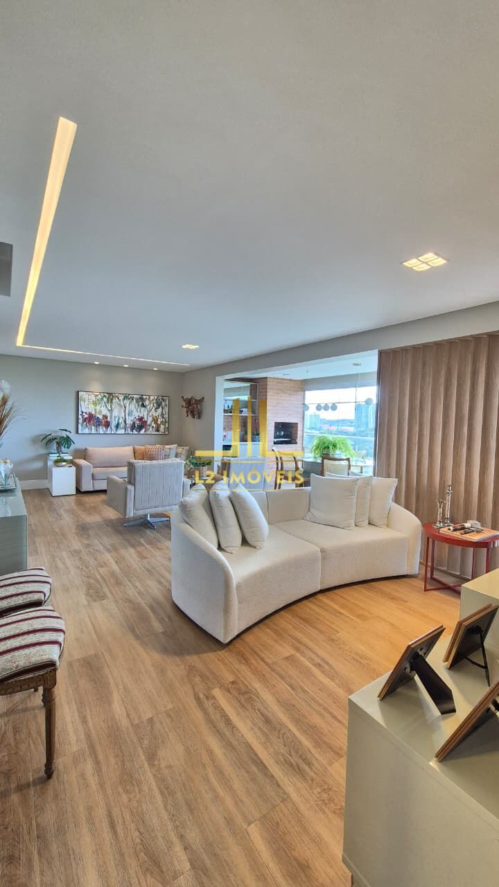 Apartamento à venda com 2 quartos, 110m² - Foto 2