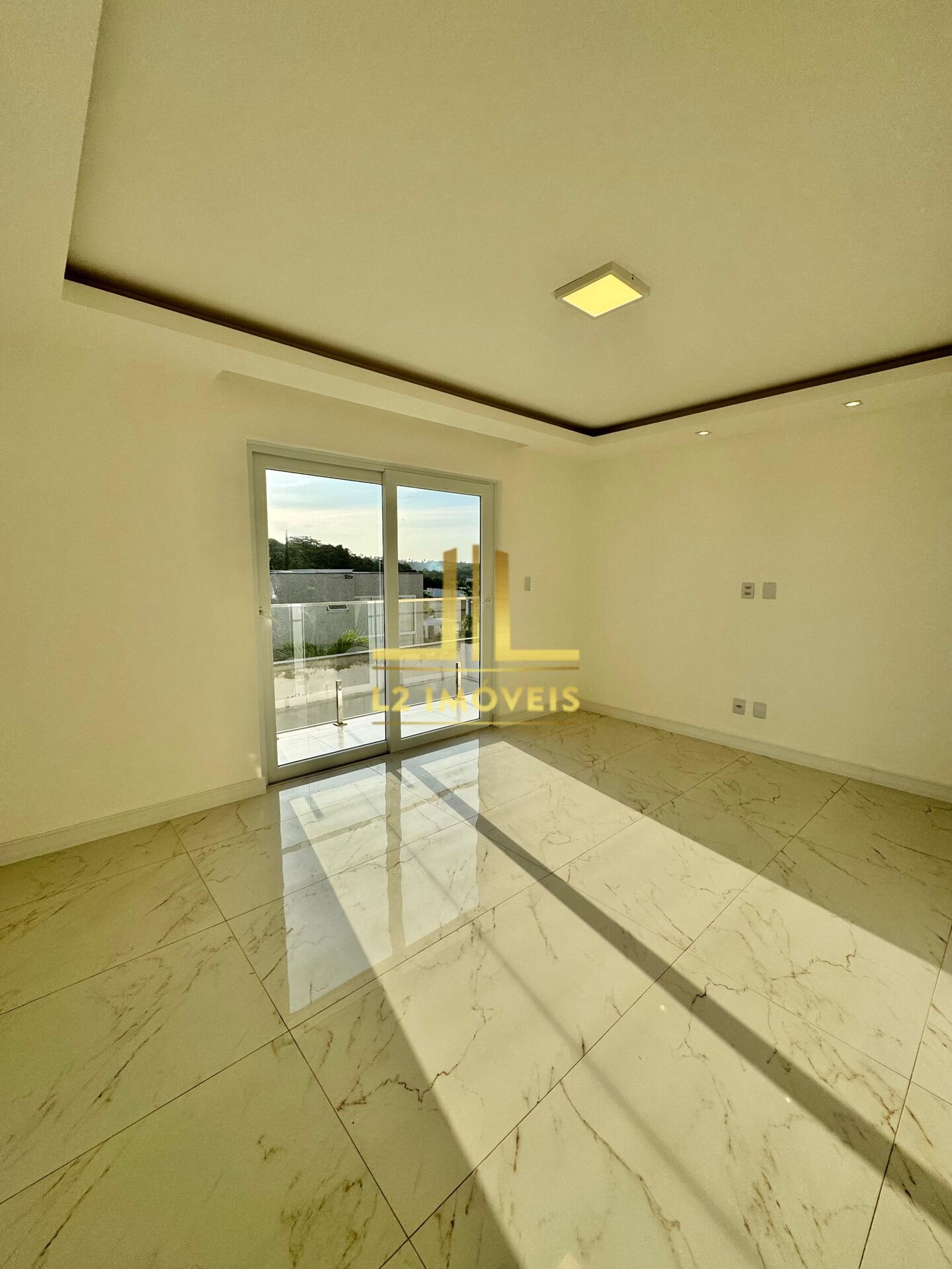 Casa à venda com 5 quartos, 266m² - Foto 19