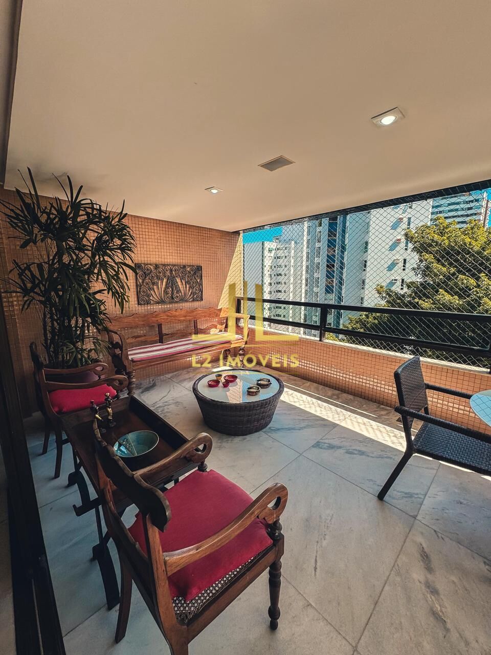 Apartamento - Itaigara