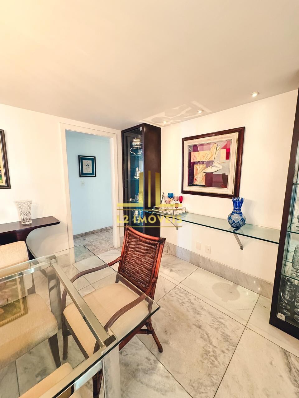 Apartamento - Itaigara