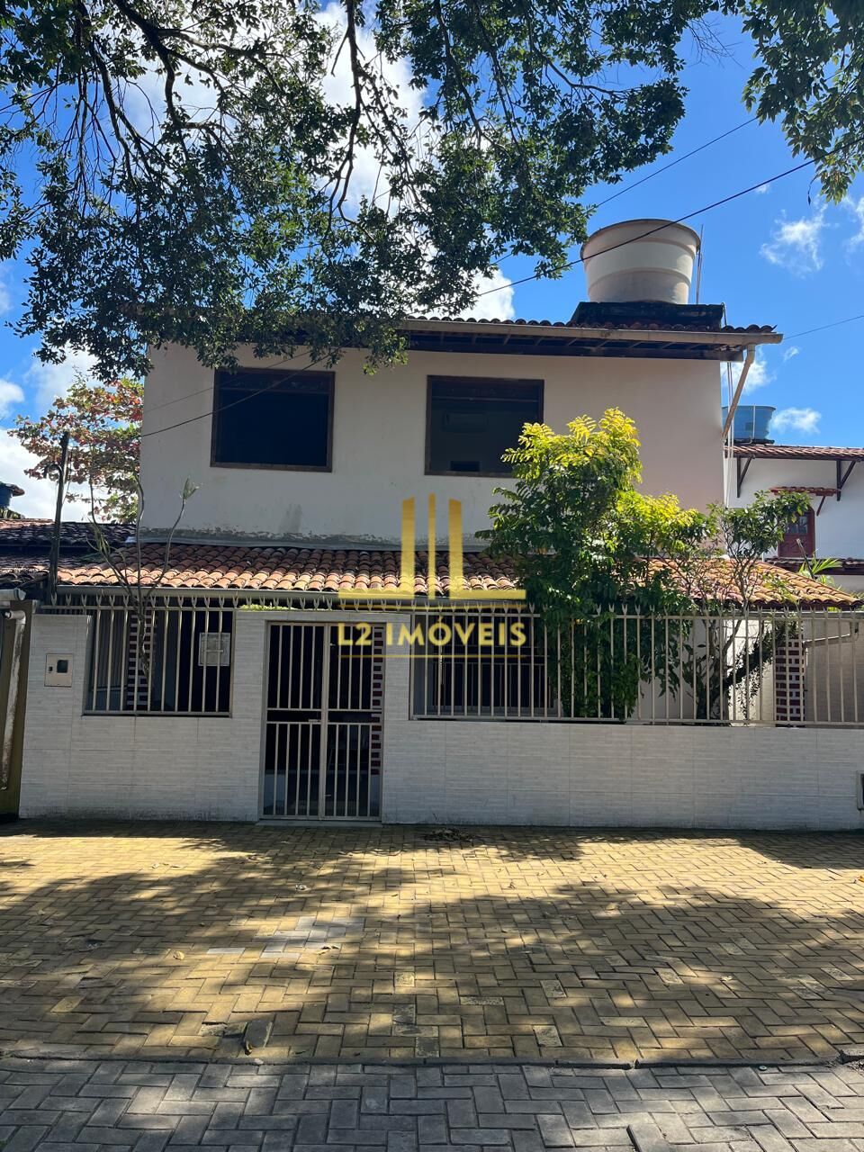 Casa à venda com 6 quartos, 400m² - Foto 1