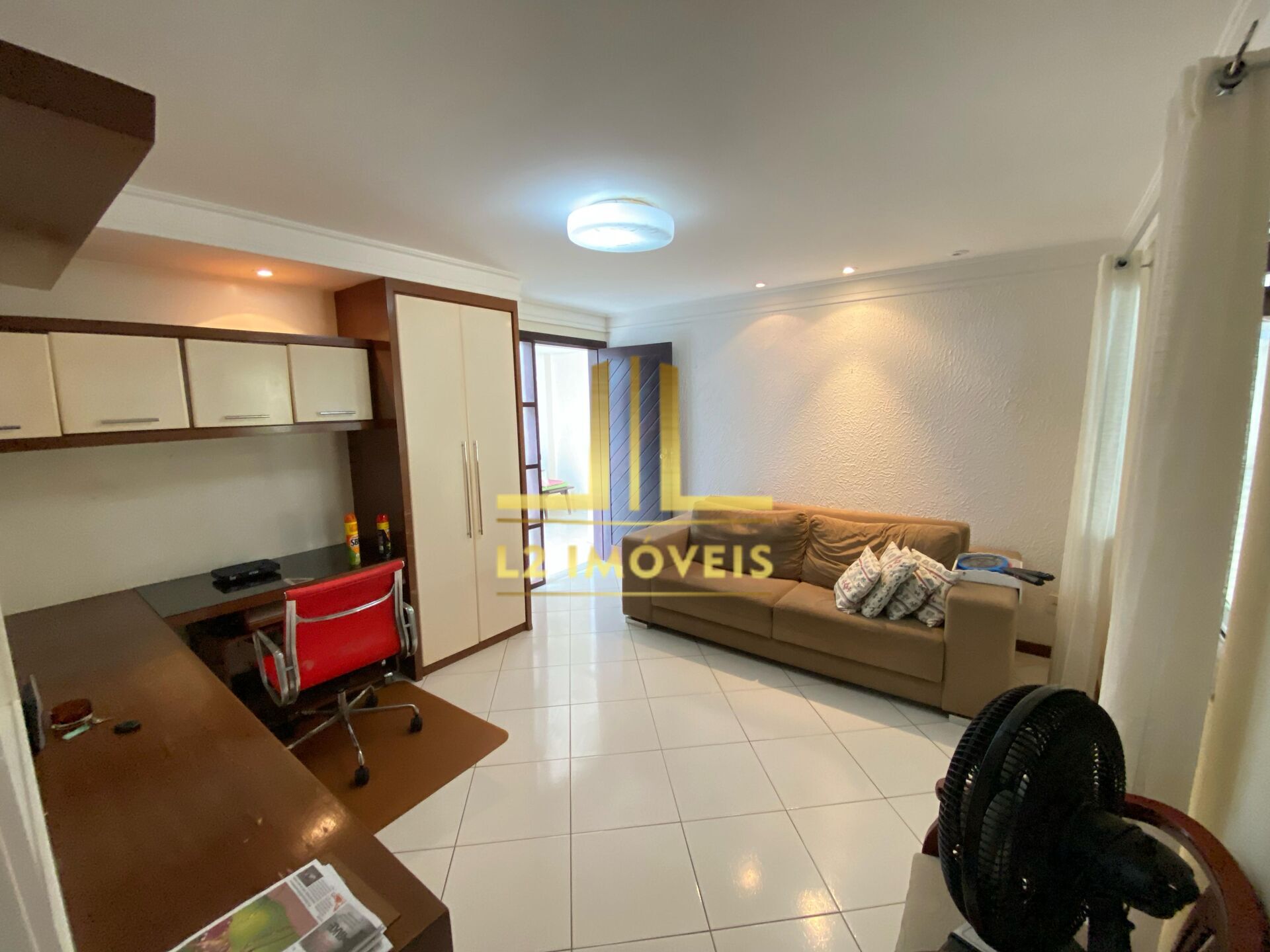 Casa à venda com 3 quartos, 213m² - Foto 7