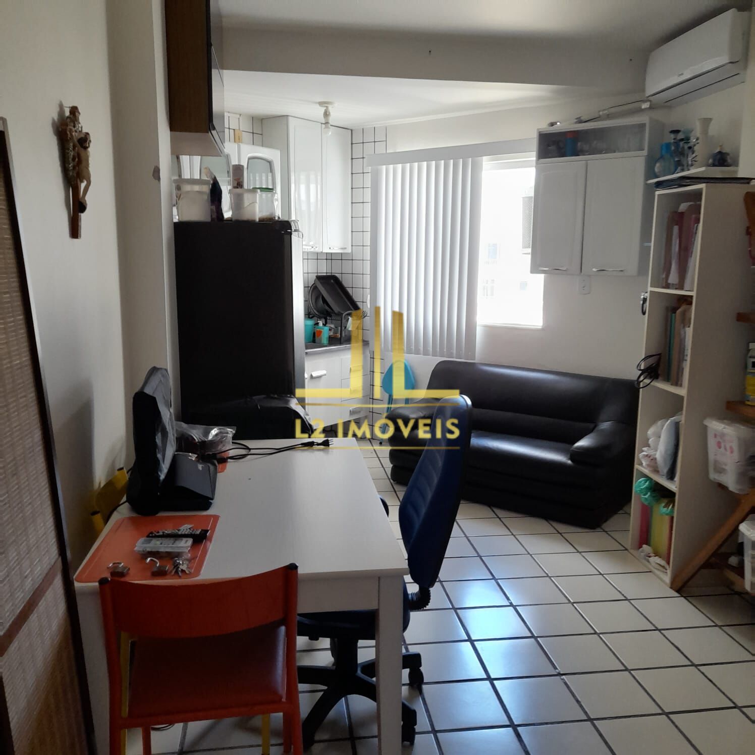 Apartamento à venda com 1 quarto, 45m² - Foto 2