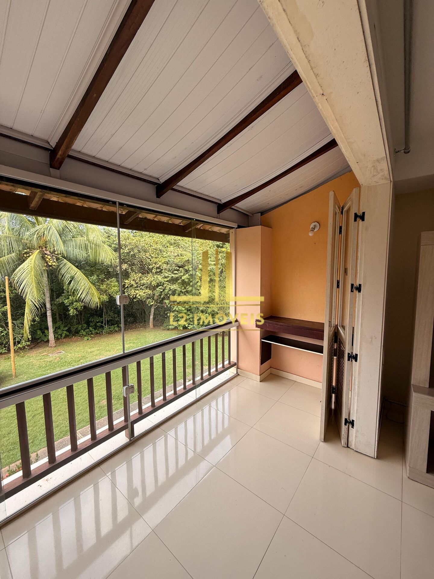 Casa à venda com 2 quartos, 90m² - Foto 10
