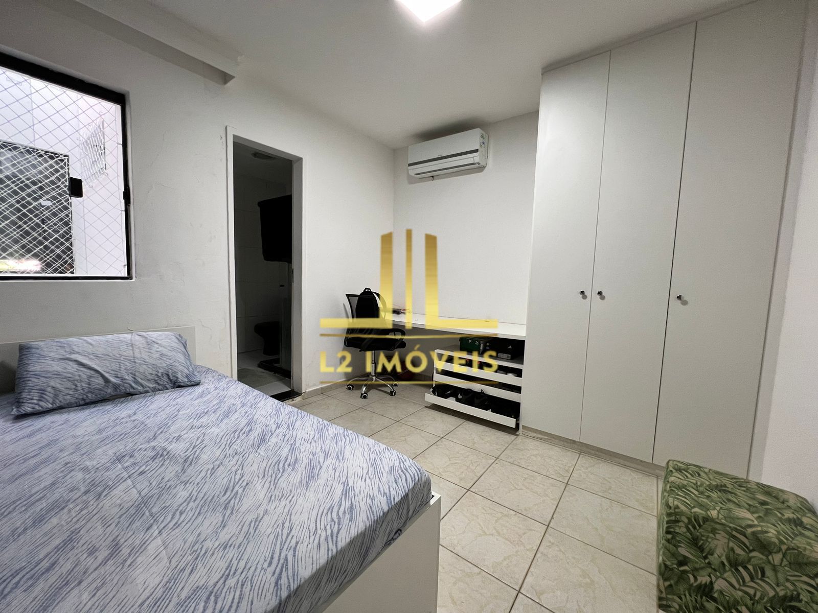 Casa à venda com 3 quartos, 100m² - Foto 3