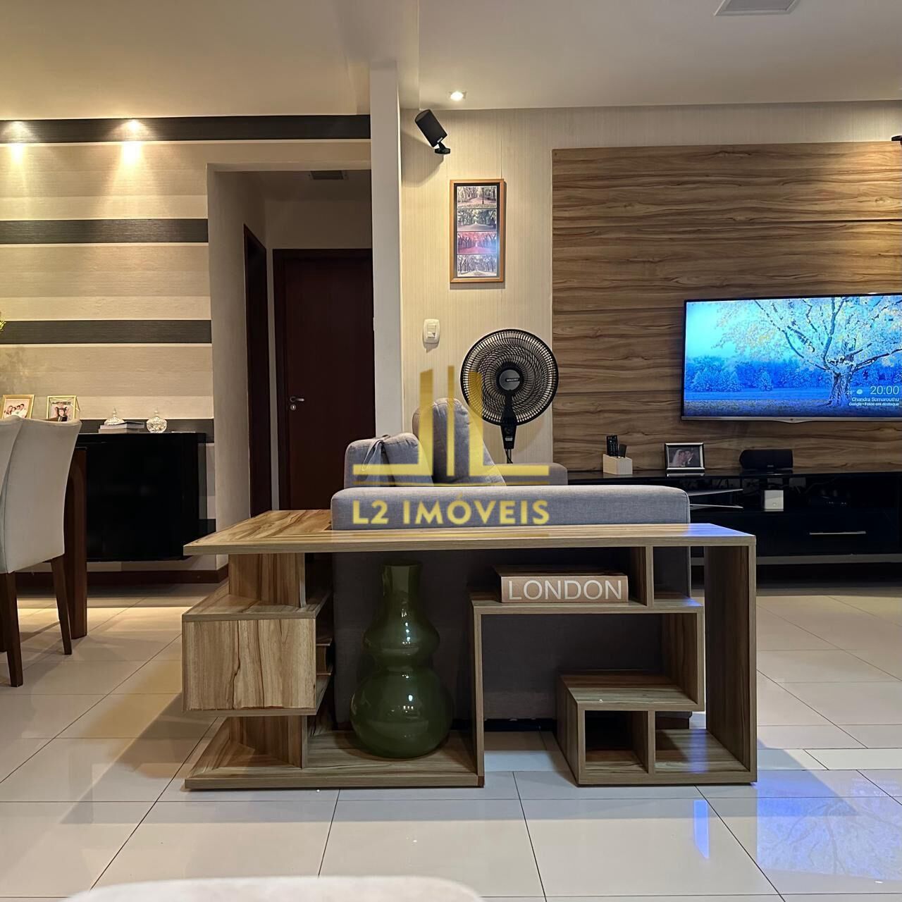 Apartamento à venda com 3 quartos, 100m² - Foto 2