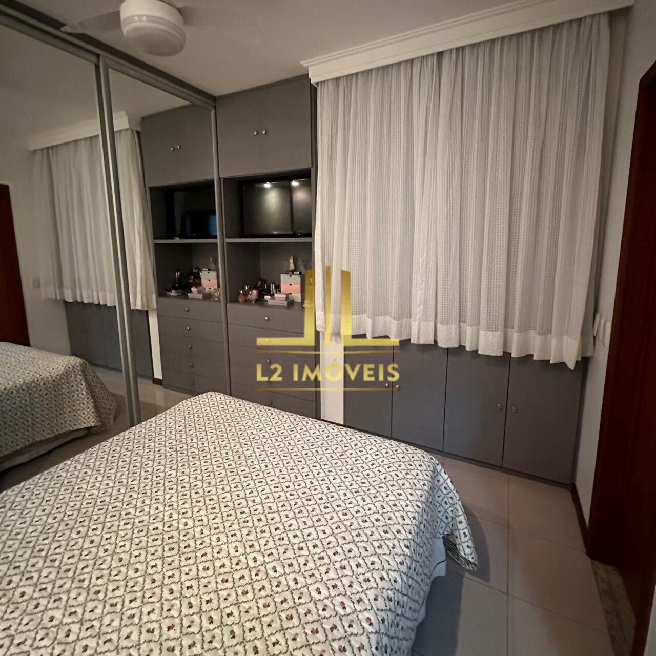 Apartamento à venda com 3 quartos, 100m² - Foto 11