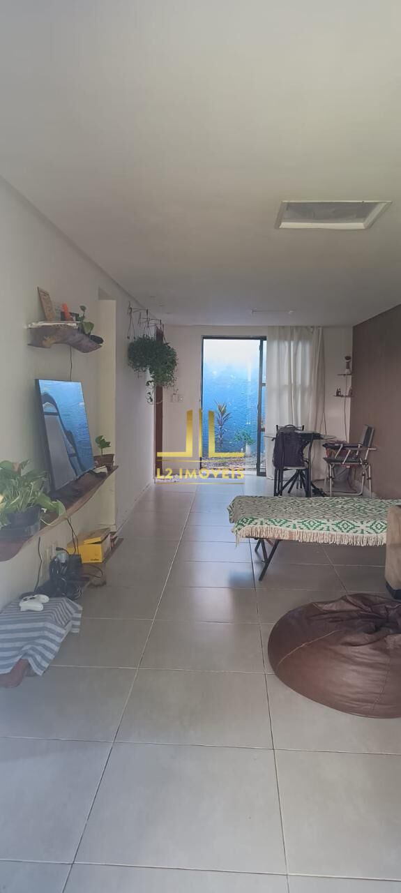 Casa à venda com 3 quartos, 129m² - Foto 2