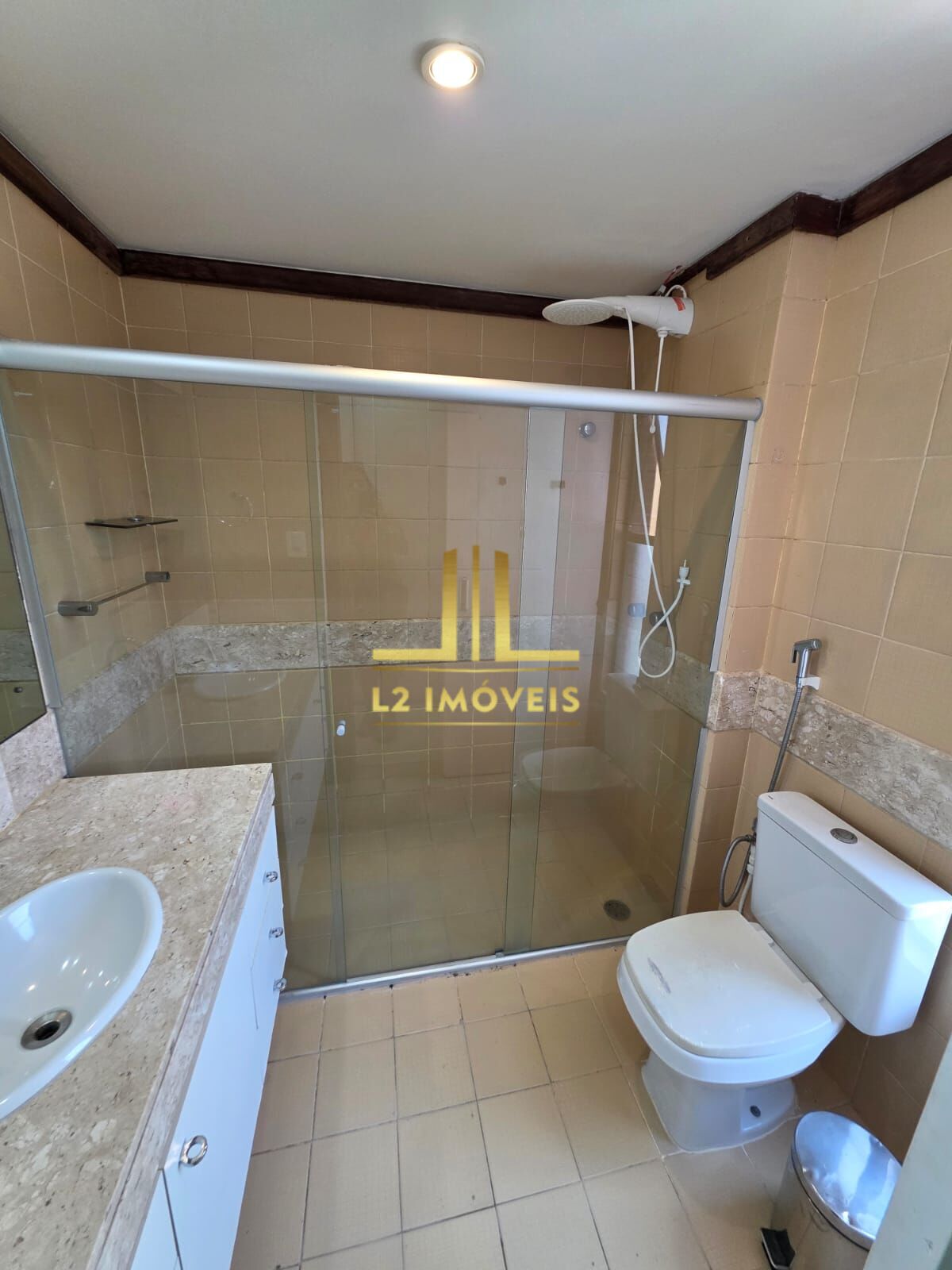 Apartamento para alugar com 4 quartos, 240m² - Foto 42