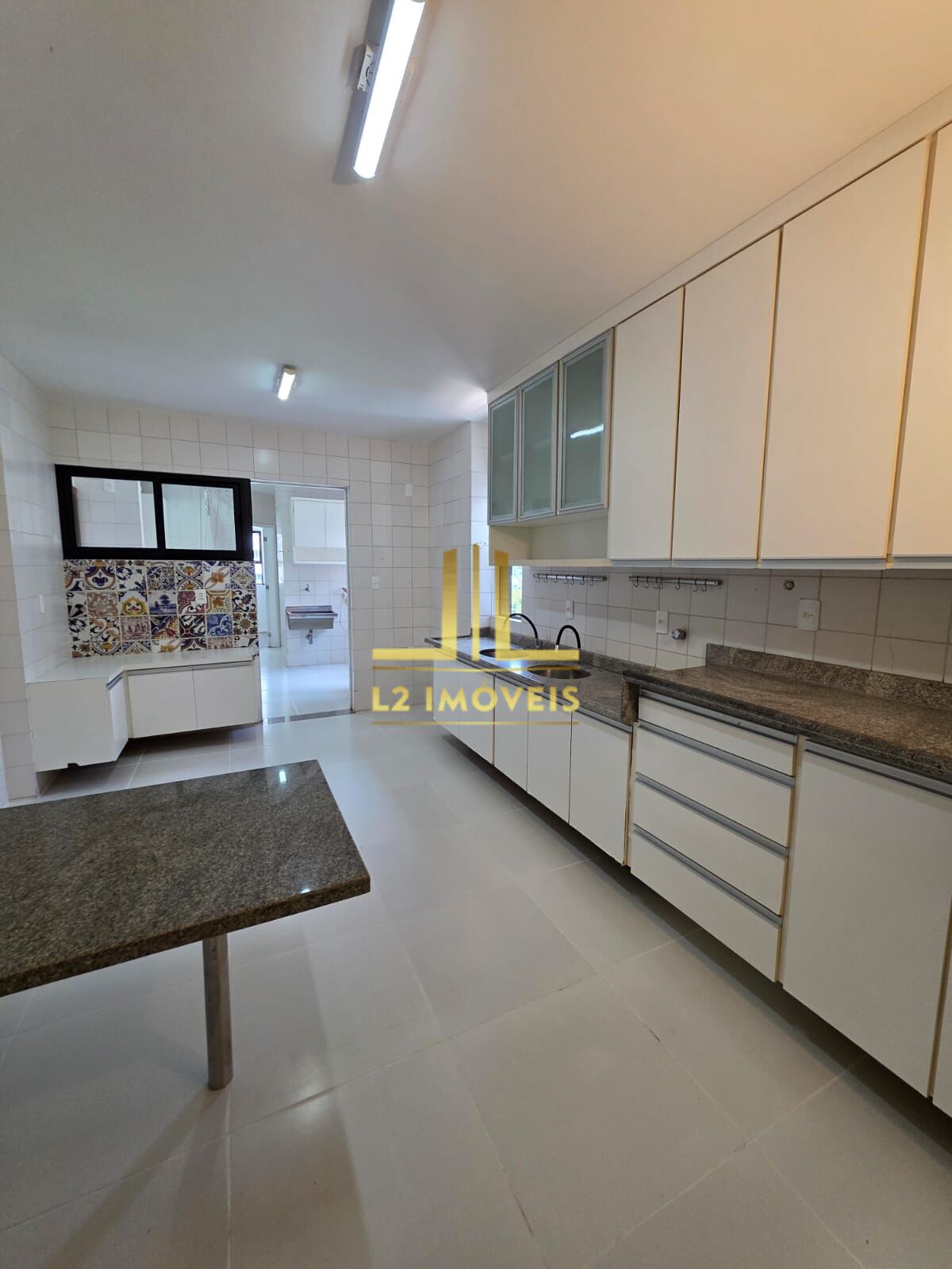 Apartamento para alugar com 4 quartos, 240m² - Foto 38