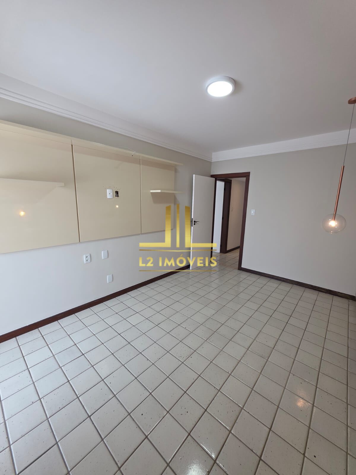 Apartamento para alugar com 4 quartos, 240m² - Foto 25