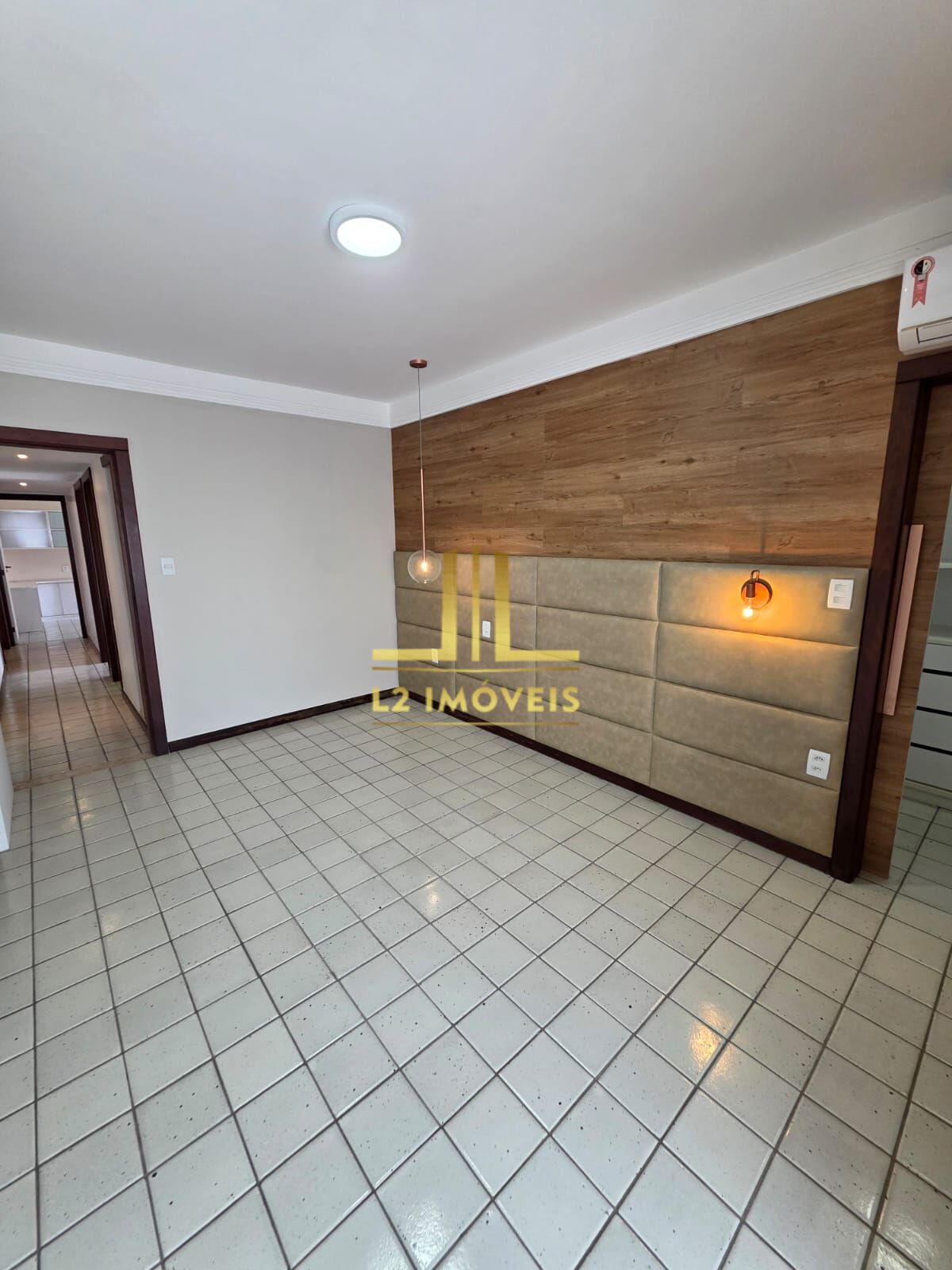 Apartamento para alugar com 4 quartos, 240m² - Foto 28