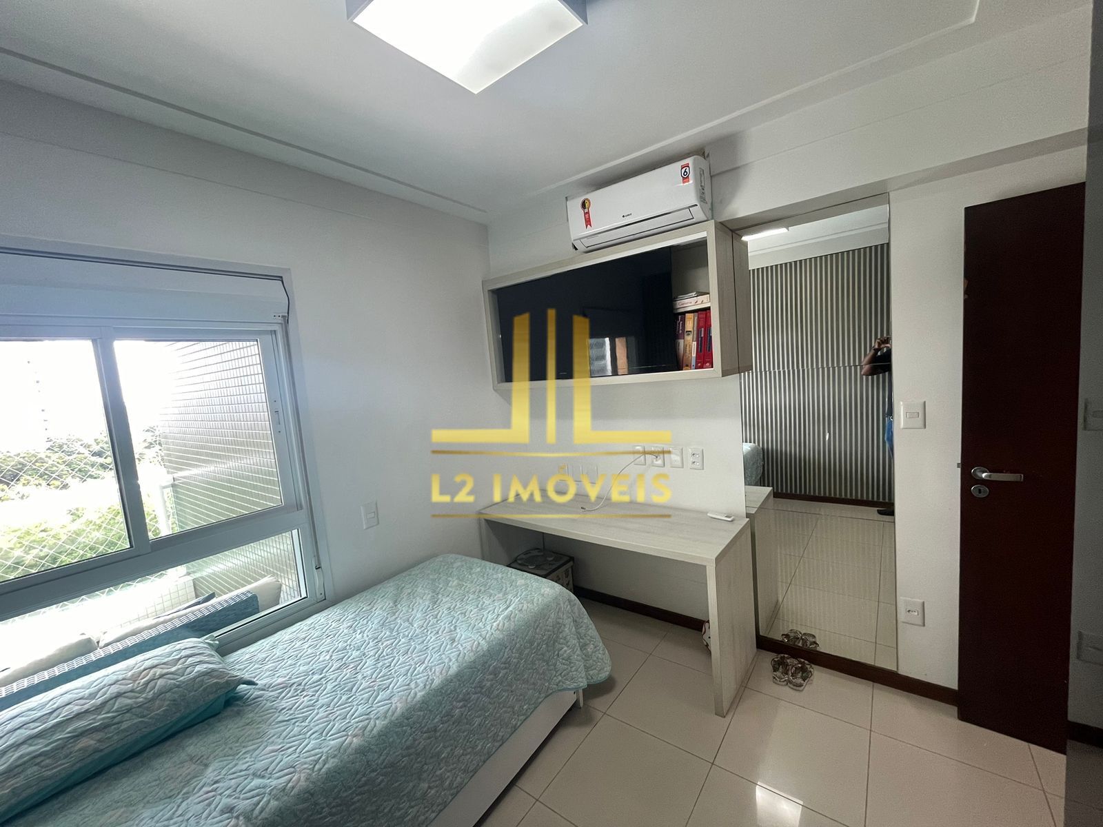 Apartamento para alugar com 4 quartos, 142m² - Foto 13