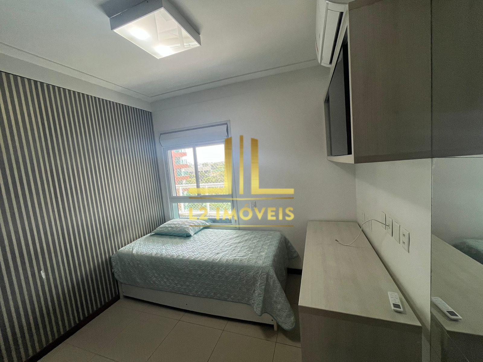 Apartamento para alugar com 4 quartos, 142m² - Foto 10