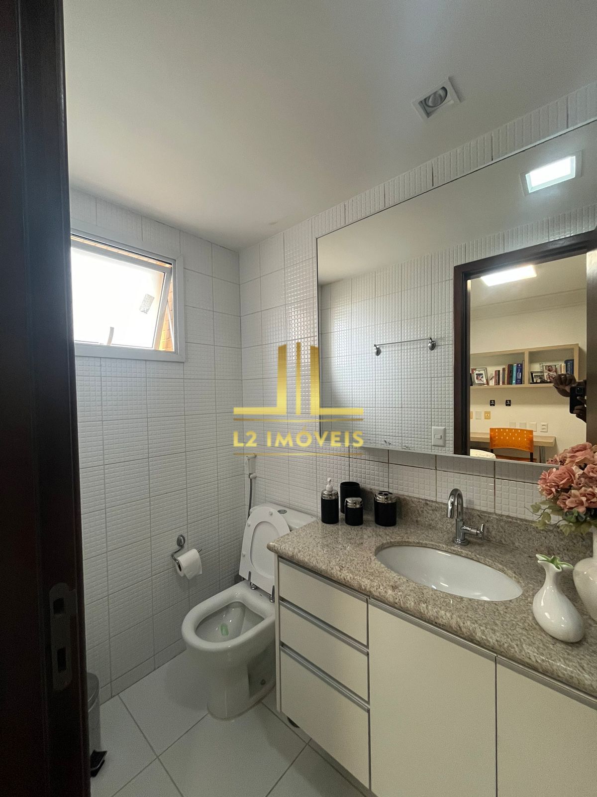 Apartamento para alugar com 4 quartos, 142m² - Foto 23