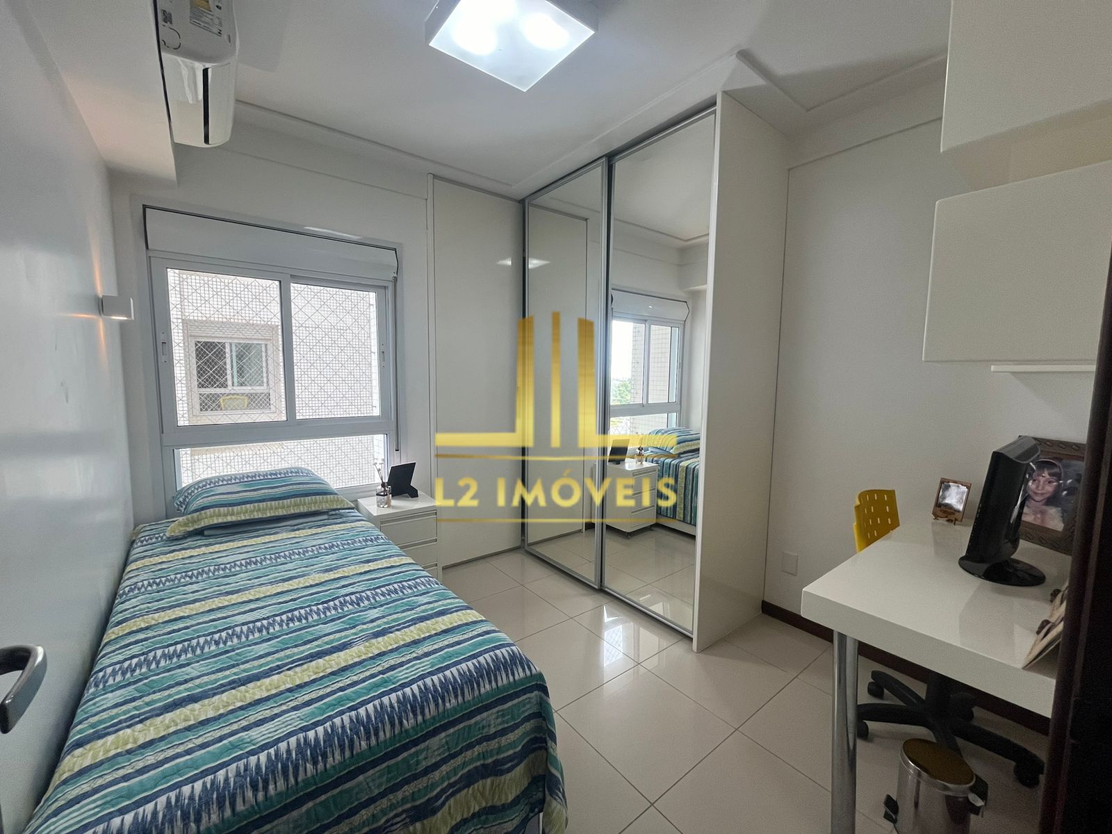 Apartamento para alugar com 4 quartos, 142m² - Foto 7