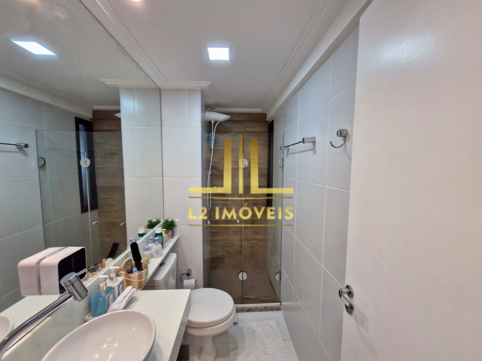 Apartamento à venda com 3 quartos, 81m² - Foto 20