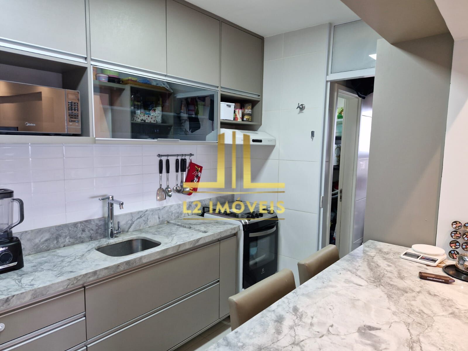 Apartamento à venda com 3 quartos, 81m² - Foto 17