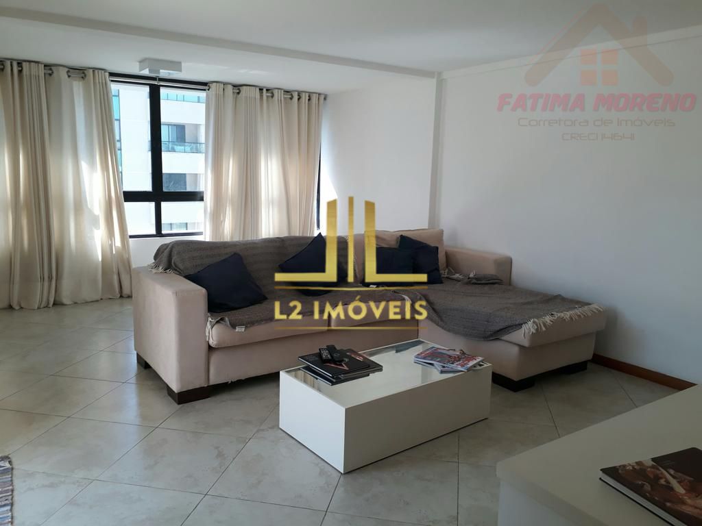 Apartamento à venda com 3 quartos, 240m² - Foto 1