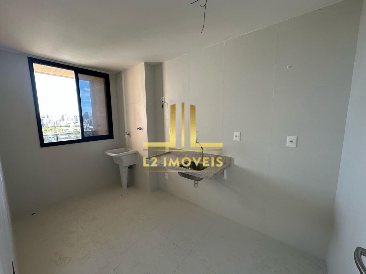 Apartamento - Caminho das árvores