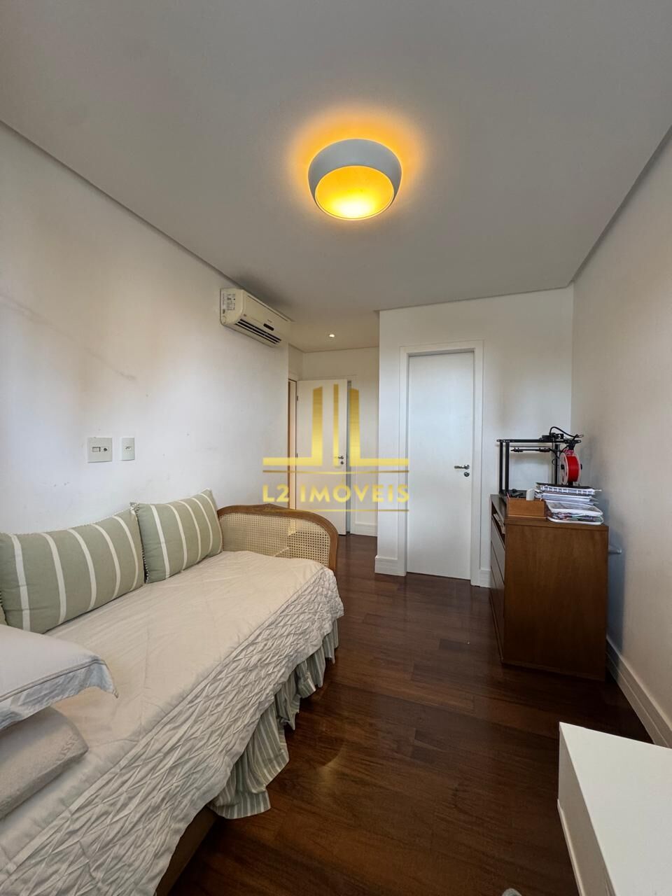 Apartamento - Horto florestal