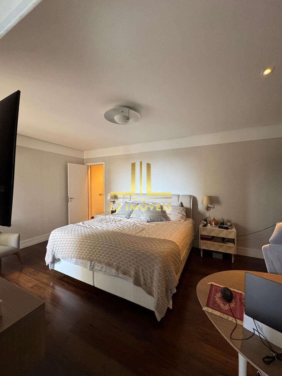 Apartamento - Horto florestal