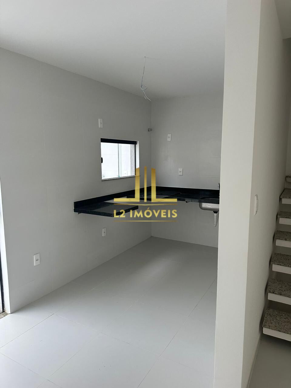 Casa à venda com 3 quartos, 88m² - Foto 12