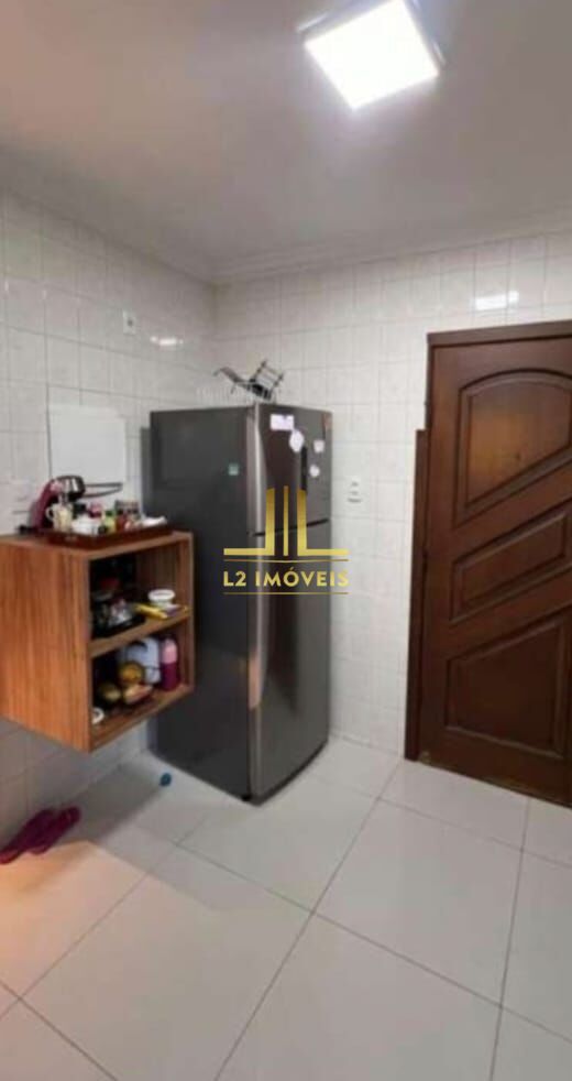 Apartamento à venda com 3 quartos, 80m² - Foto 11